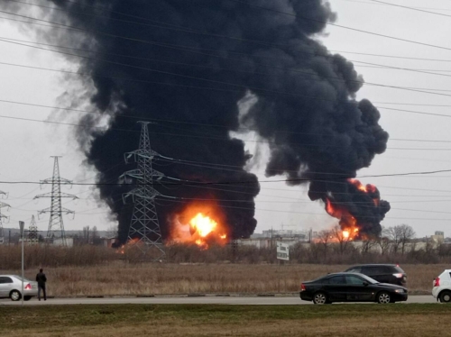 Пожар на нефтебазе в Белгороде произошел вследствие авиаудара вертолетов ВСУ