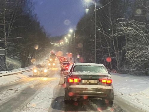 В Казани снегопад спровоцировал серьезные пробки вечером понедельника