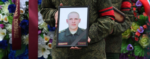 «Он закрыл собой товарищей»: в Чистополе похоронили участника спецоперации Никиту Орлова