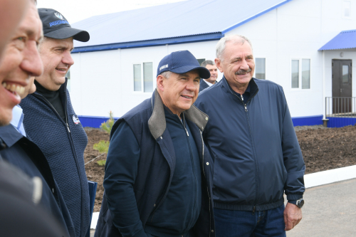 Минниханов оценил ход строительства дороги-обхода Нижнекамска и Челнов