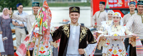 Традиции и современность: как в селах Татарстана проходит сбор подарков к Сабантую