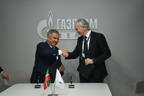 Татарстан подписал соглашение о сотрудничестве с «Газпром нефтью»
