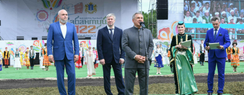 Сабантуйная дипломатия: как праздник плуга в Ульяновске стал инструментом политики