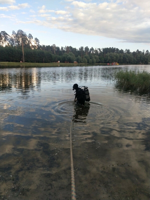 На озере Лебяжье в Казани водолазы ищут пропавшего мужчину