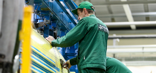 Вертолетный, пороховой и завод «Точмаш» привлекают персонал высокими зарплатами