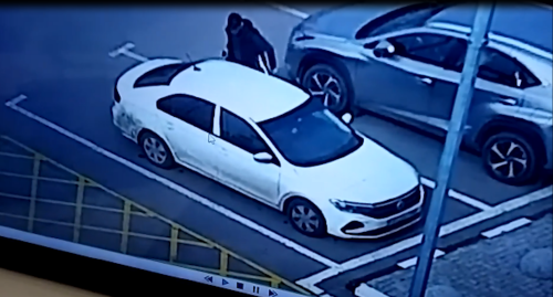 Полицейские задержали челнинца, который украл из внедорожника Lexus сумку с деньгами