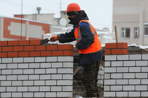 Зарплата строителей Татарстана в прошлом году выросла на треть
