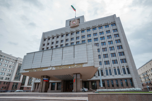 Госсовет Татарстана принял пакет поправок к 60 статьям Конституции республики