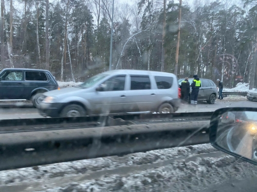 Водители сняли на видео массовое ДТП на Горьковском шоссе в Казани