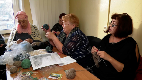 Бабушки Челнов отправили бойцам СВО очередную партию теплых носков