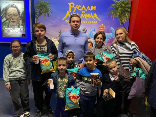 Для семей бойцов СВО организовали мультпоказы в Набережных Челнах