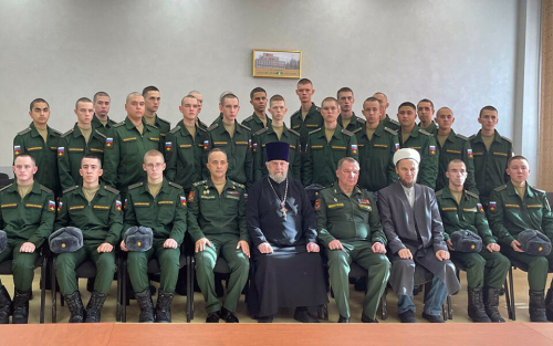 «Дружите и служба будет легкой»: как срочники из РТ отправились в сухопутные войска ВС РФ