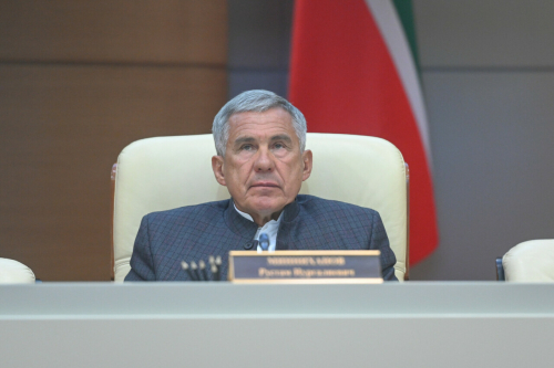 Минниханов поручил проверить районы, допустившие снижение платежей по НДФЛ