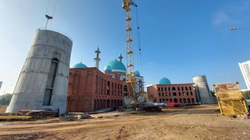 Пожилая челнинка пожертвовала 2,8 млн рублей на строительство Соборной мечети