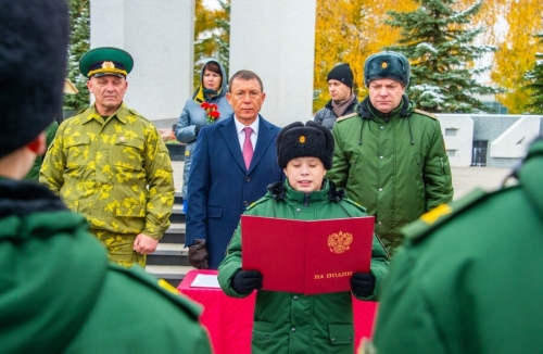 «Верность, благородство, дисциплина»: 50 курсантов в Нижнекамске произнесли клятву кадета