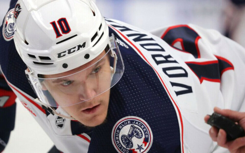 Драка с канадцем и голевой пас Воронкова: каким вышел дебют экс-звезды «Ак Барса» в НХЛ