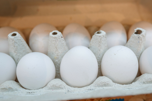 ФАС заинтересовалась ростом цен на куриные яйца