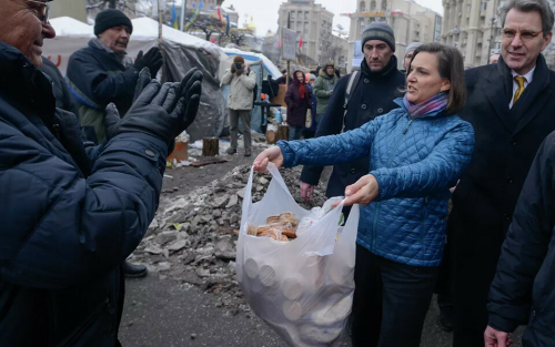 Евромайдану – 10 лет: к чему привели Киев лозунги Майдана и печеньки Госдепа США