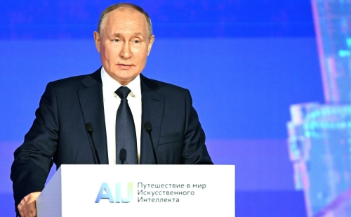 Путин назвал Татарстан в числе немногих регионов, которые вкладываются в развитие ИИ