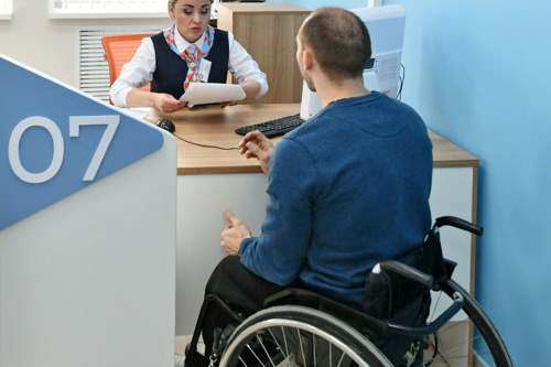 Автомобили и высокотехнологичные протезы: какую поддержку получают инвалиды в Татарстане