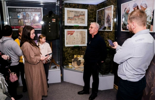 «Время выбрало нас»: в Казани открылась выставка об участниках ВОВ и СВО