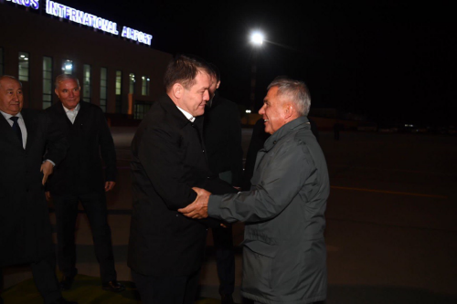 Минниханов прибыл с рабочим визитом в Каракалпакстан