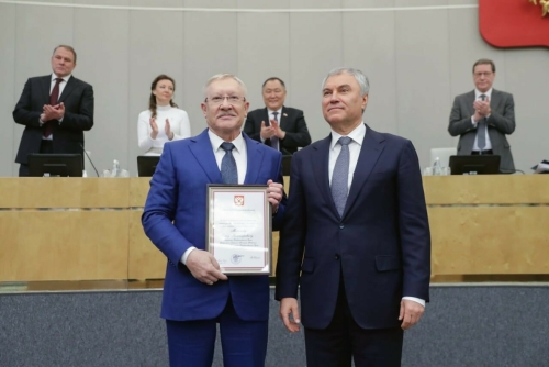 Путин наградил Благодарностью депутата Госдумы от РТ