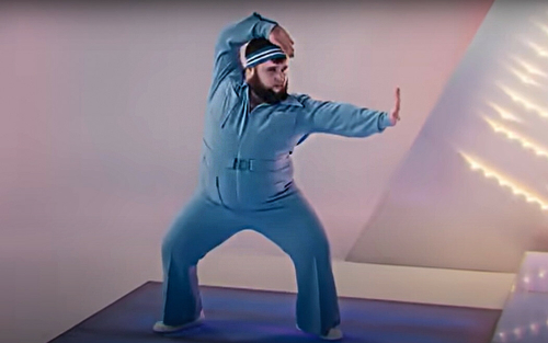 Умер танцор Дмитрий Красилов, известный по клипу группы Little Big