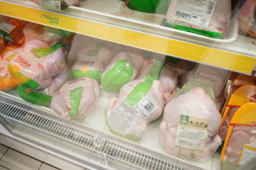 Правительство на год отменило пошлины на ввоз куриного мяса