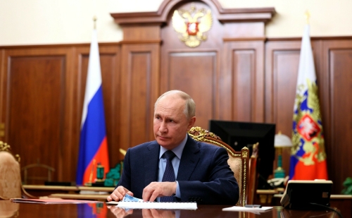 Путин на встрече с гендиректором Ростеха: «КАМАЗ обогнал всех»