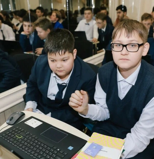 Учеников казанского Лицея №5 познакомили с облачными технологиями на «Уроке цифры»