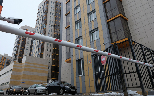 Меньше парковок, больше самокатов и трамваев: как избавить Казань от пробок