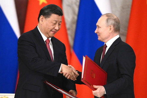 «Однозначный сигнал, на чьей стороне Китай»: что значит визит Си Цзиньпина для Татарстана