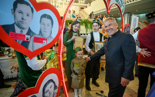 «Семья – это история республики, страны»: в Казани подвели итоги Фестиваля родословной