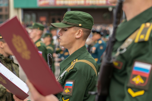 Путин объявил 21 ноября Днем военной присяги