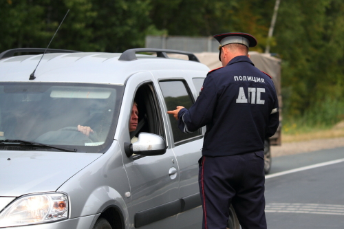 Автоинспекторы Казани будут ловить водителей без прав, пьяных за рулем и должников