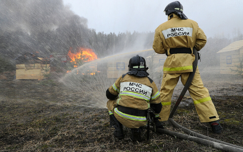«Ни в коем случае не жгите сухую траву и мусор!»: на КЧС назвали главные причины пожаров