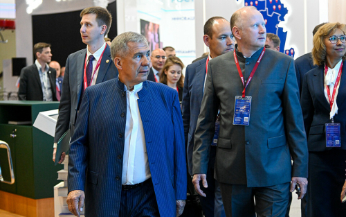 «Аммоний-2», поставка Ту-214 и Сабантуй в Якутии: О чем Минниханов договаривался на ПМЭФ