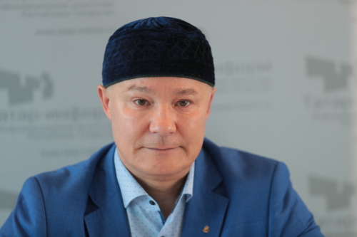 Глава Автономии татар Москвы раскрыл значение предстоящего столичного Сабантуя