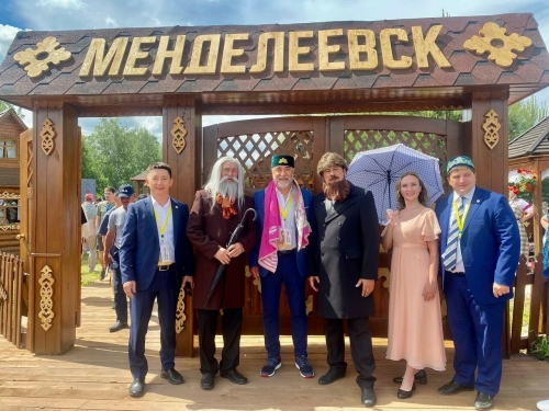 Гости казанского Сабантуя отведают баурсак-рекордсмен в подворье Менделеевска