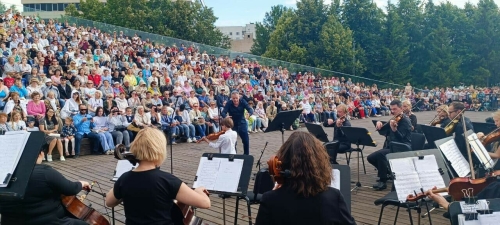 Челны встретили воскресный вечер концертом Камерного оркестра Лермана