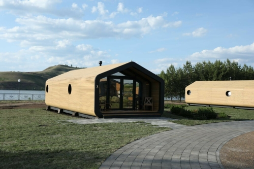 На берегу Карабашского водохранилища открыли иммерсивный парк-отель «Новая земля»