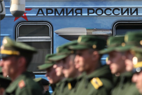 «Самый частый вопрос: „Куда пойти, чтобы заключить контракт?”»