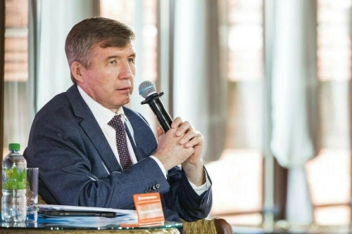 Шагиахметов рассказал молодежи, как эффективно работать в команде и достигать целей