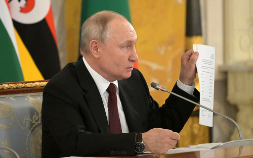 Ложь Запада и честный миропорядок: о чем написал Путин перед саммитом «Россия – Африка»