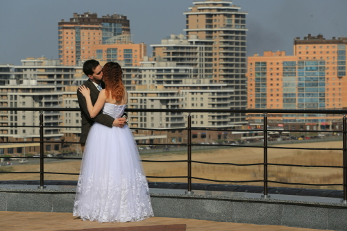В День семьи, любви и верности зарегистрируют брак более 650 пар татарстанцев