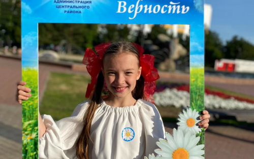 Концерт и тысяча ромашек: на бульваре Энтузиастов в Челнах отметили День семьи