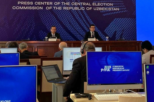 В Узбекистане на выборах Президента открылось 10 784 избирательных участка