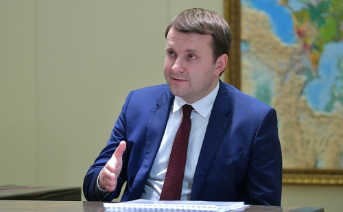 Орешкин пообещал нормализацию курса рубля в ближайшее время
