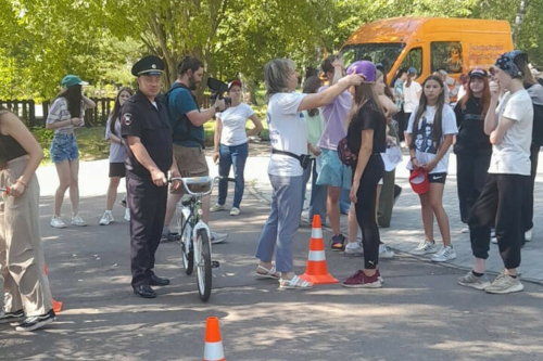 В казанском лагере автоинспекторы рассказали детям о правилах безопасности на дорогах